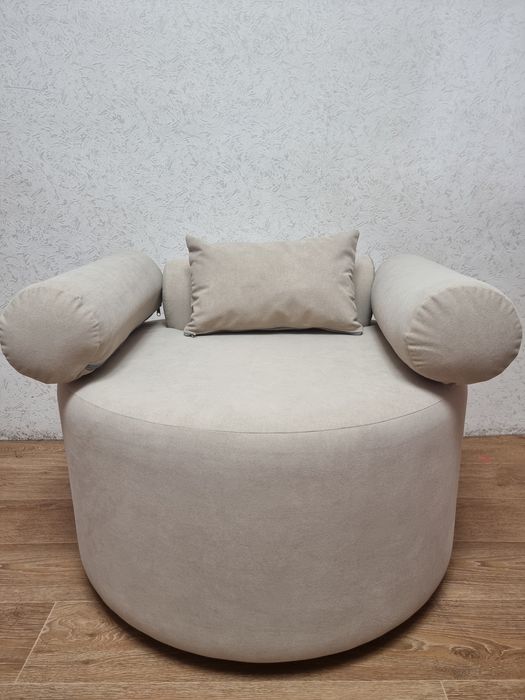 Диваны для офиса , для магазина