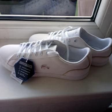 Vand papuci Lacoste originali pentru femei marimea 39!!