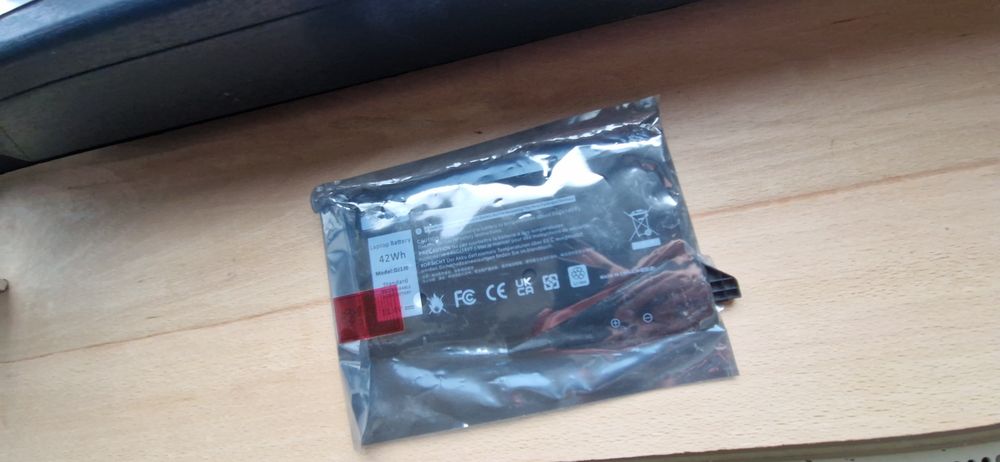 Acumulator laptop model DJ1J0, nou, sigilat, nefolosit
Dell Latitude 7290
Dell Latitude 7380
Dell Latitude 7390
Dell Latitude 7480
Dell Latitude 7490