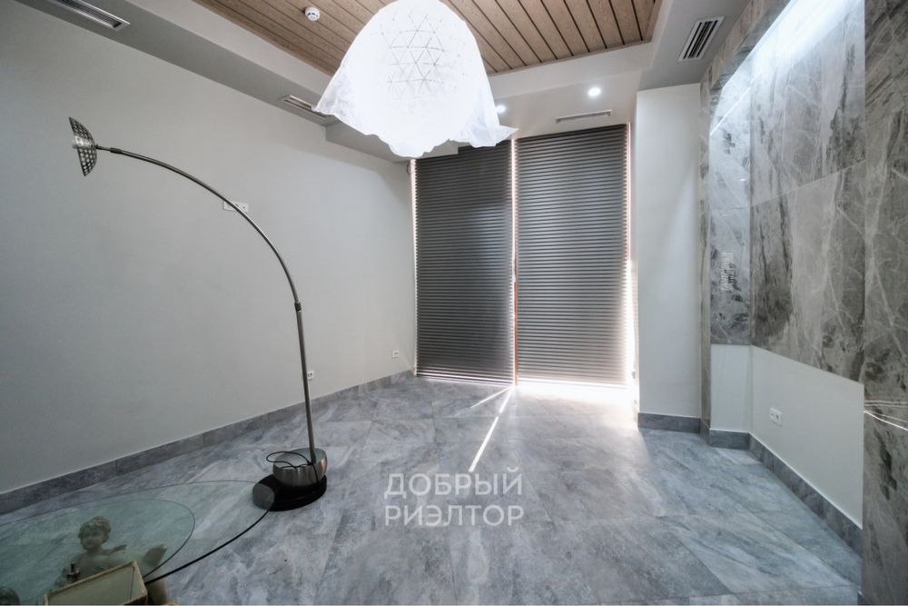 Помещения под Клинику , Стоматология или Офис 330 кв.м