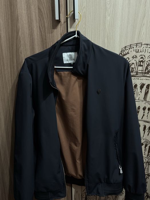 Продам Спортивный костюм