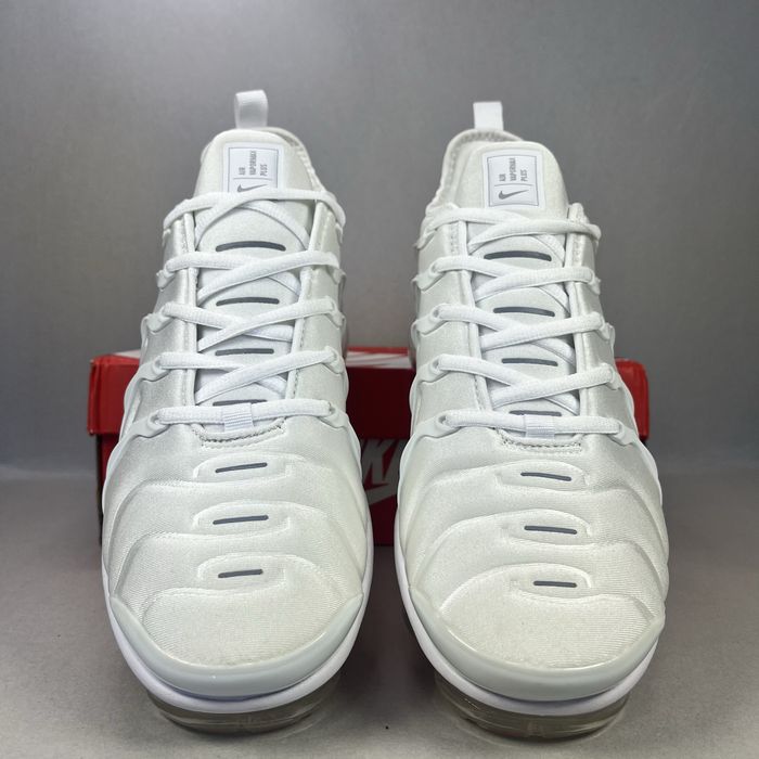 Nike Vapormax Plus "Triple White"! НОВИ!