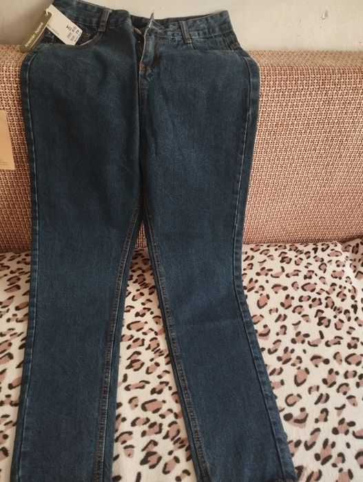 Джинсы 29 размер новинка не дорого хорошие качество