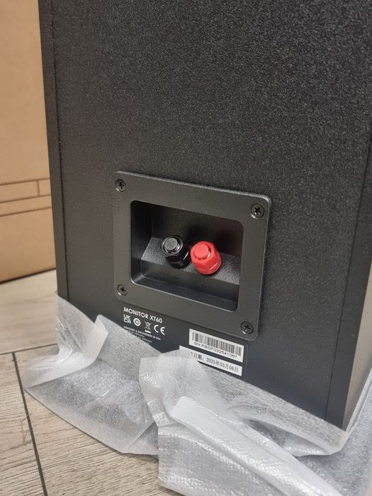 Amanet F28: Set 2 boxe Polk Audio Monitor XT60