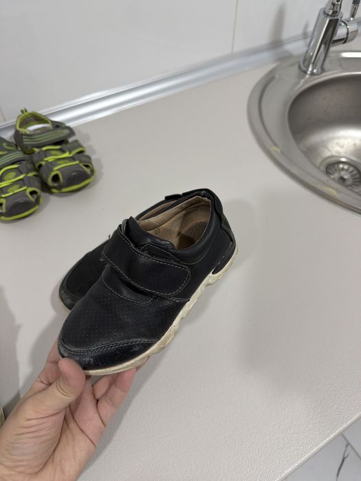 Обувь для мальчиков на размер 27-28 в отличном и в хорошем состоянии