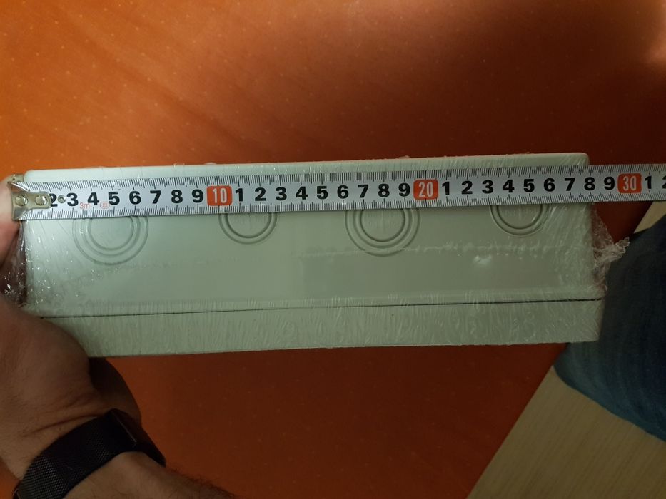 Cutie perete fire electrice