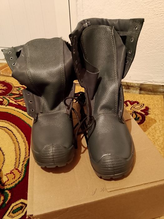 Берцы зимный новый