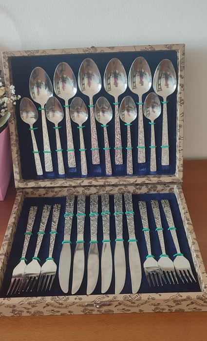 Антикварни руски прибори за хранене