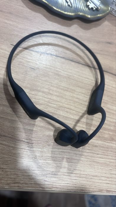 Продам Наушники AFTERSHOKZ