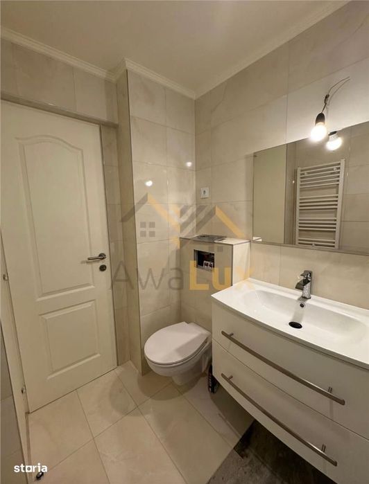 Apartament 3 camere de vanzare, str. Marasesti