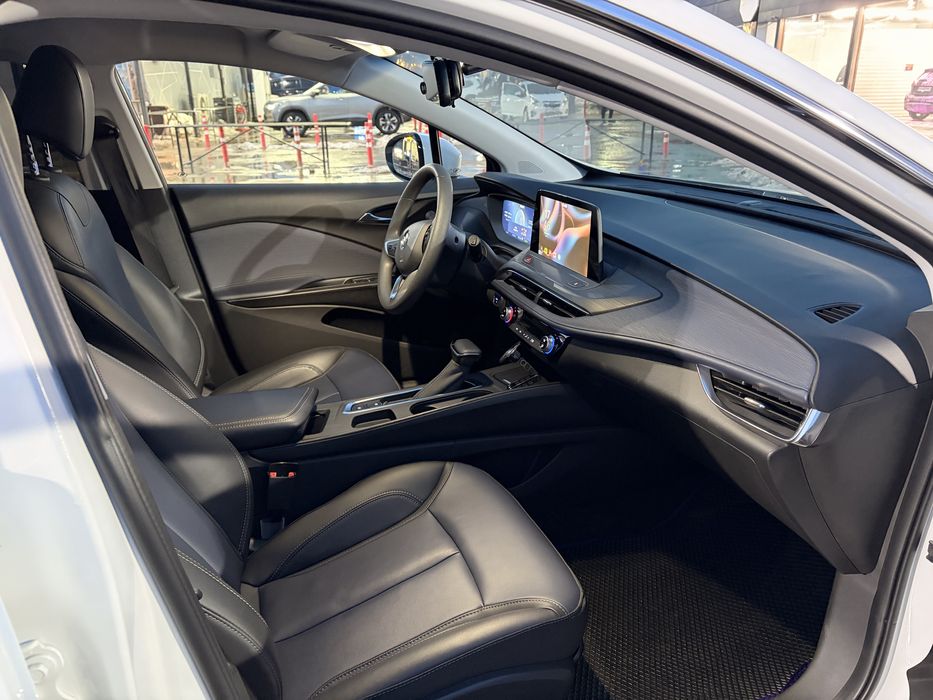 Buick velite 6 (Fashion PLUS)