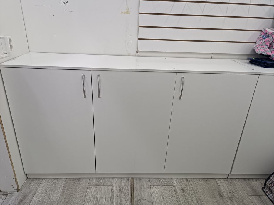 Шкафы б/у. В отличном состоянии.