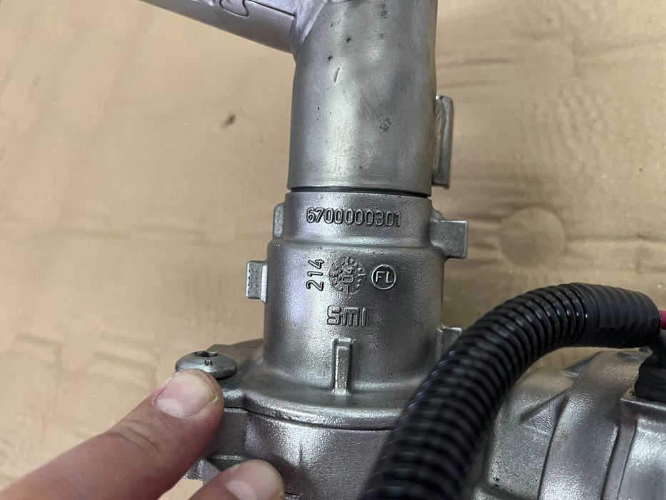 Ел.мотора на кормилния прът за Renault Clio 2 (Нов)