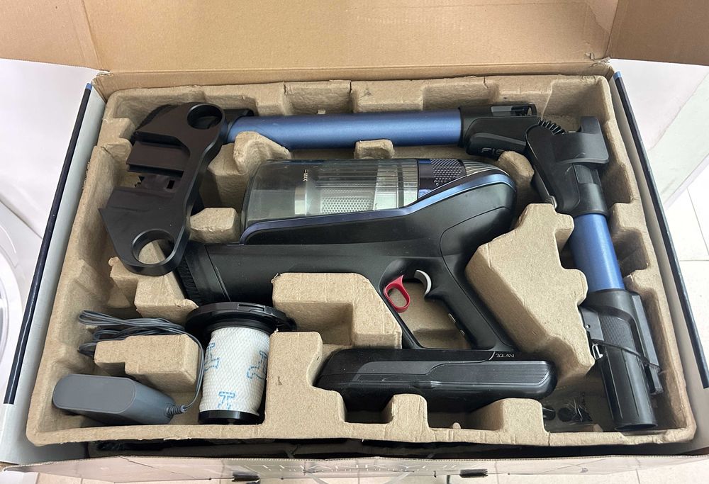 Вертикална Прахосмукачка Rowenta X-Force Flex 14.60 Aqua (+11 аксесоара) – Отлично състояние!