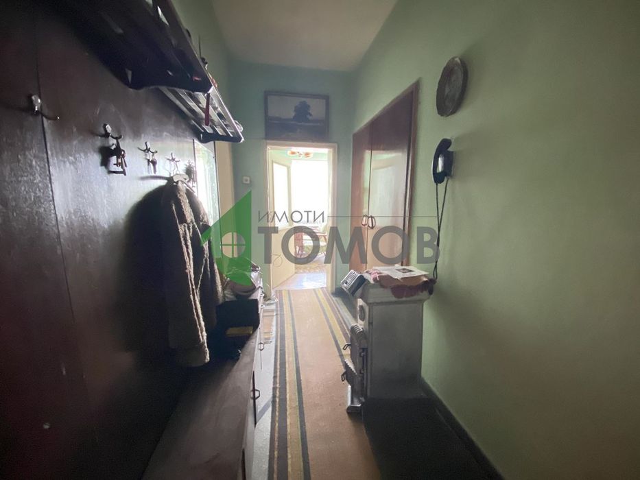 Продава се Тристаен апартамент в Шумен, Център - 120 кв.м за 817 €/кв.м - Снимка #8