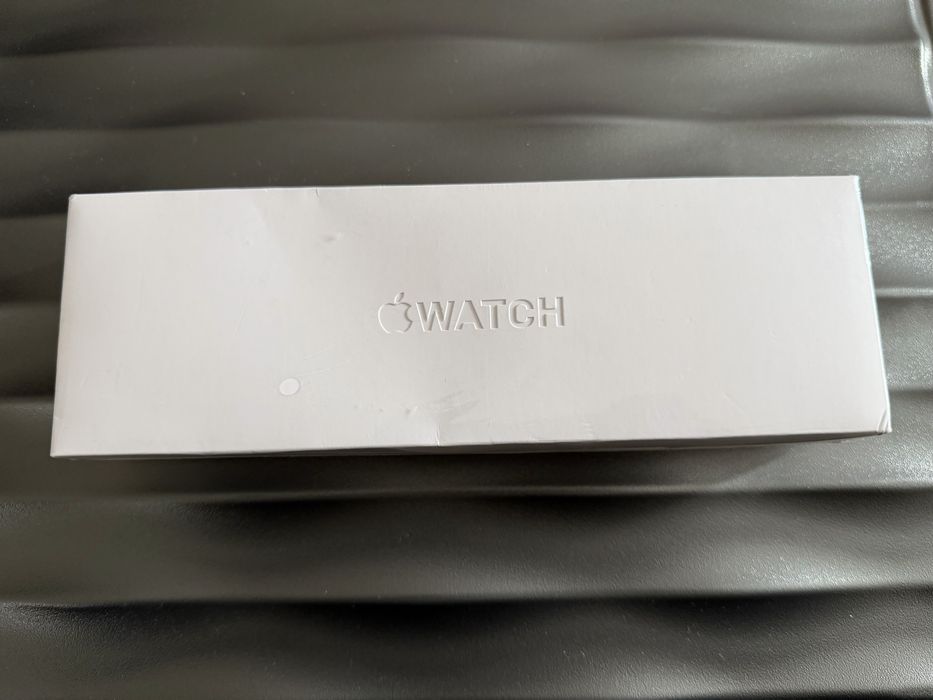 Продам новые Apple Watch 11 Series, 46 mm Black