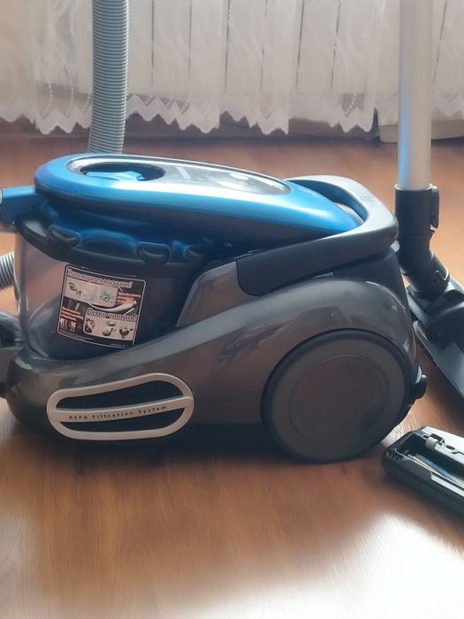 Продам пылесос..