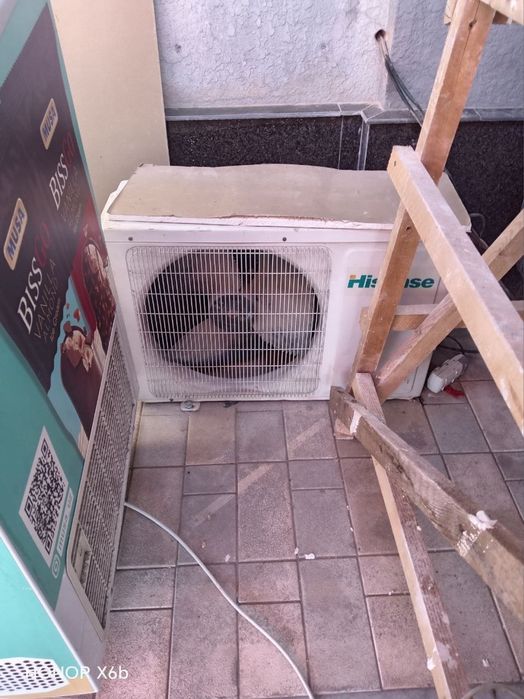 Xolodilnik vitrina ideal