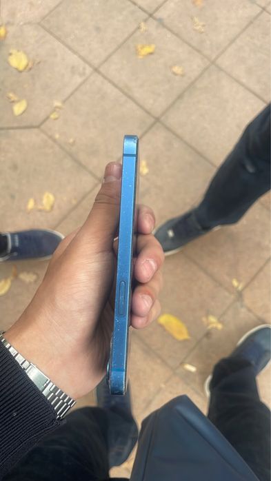 Продам iPhone 13 128 gb без ремонта
