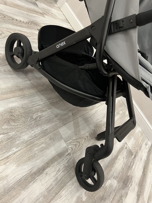 Коляска прогулочная anex air-z