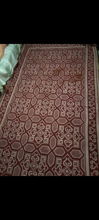 Продам палас б /у , 2×3 , шерстяной. ТОРГ