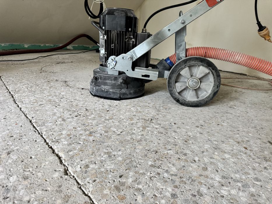 Servicii slefuire sapa, beton , adeziv, slefuitoare.