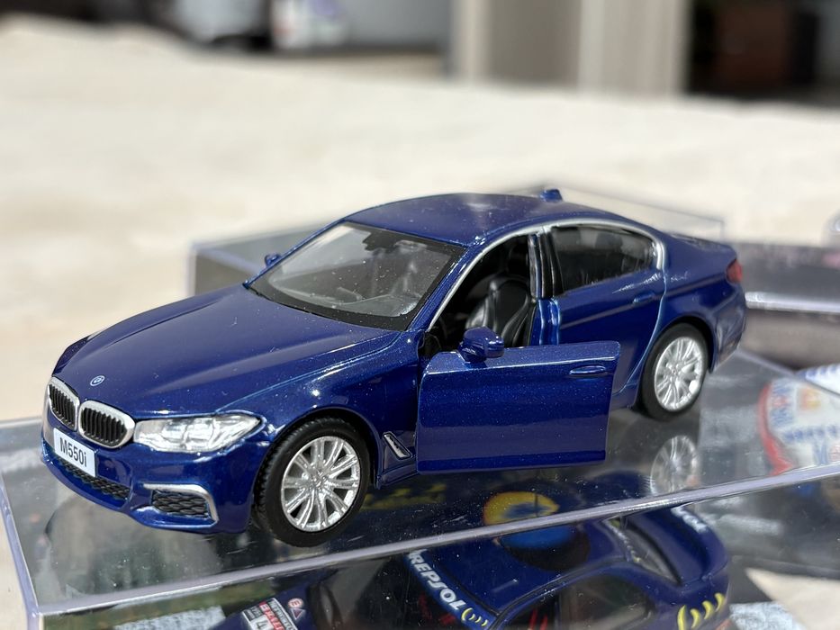 Метални колички 1:43 мащаб