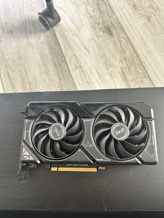 Vand placa video ASUS  RTX 4060