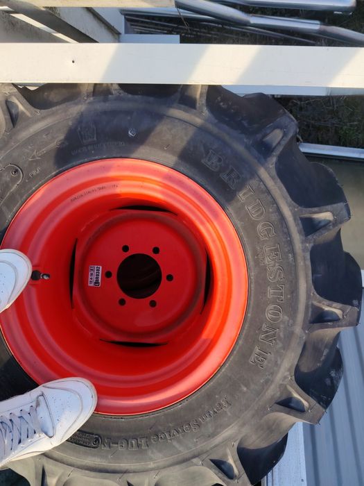 Jante cu anvelope agricole