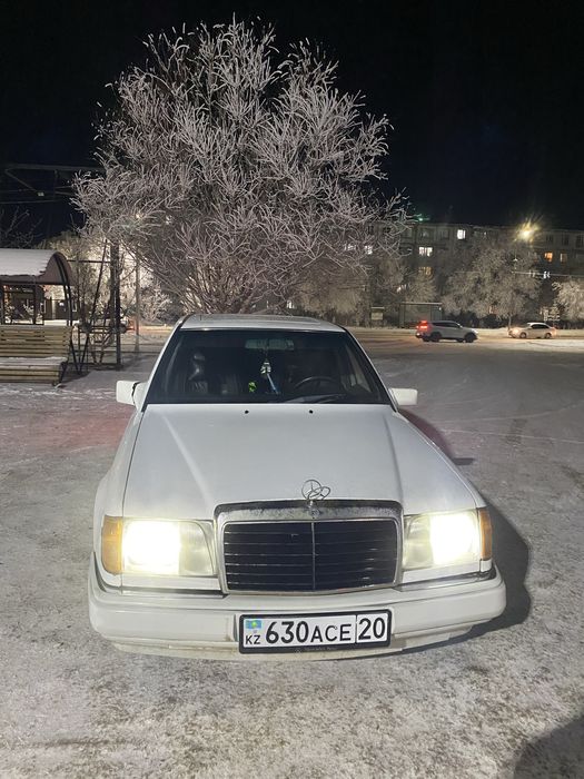 Мерседес 124 2.3 5 ступка