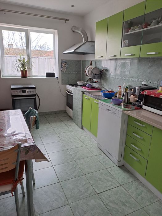 Vand casa cu gradina mare in comuna Bethausen