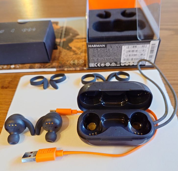 JBL reflect mini NC casti wireless in ear