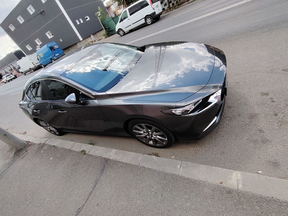 Vand Mazda 3 sedan