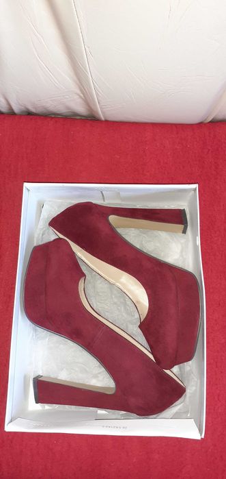 Pantofi piele naturala rosii cu toc