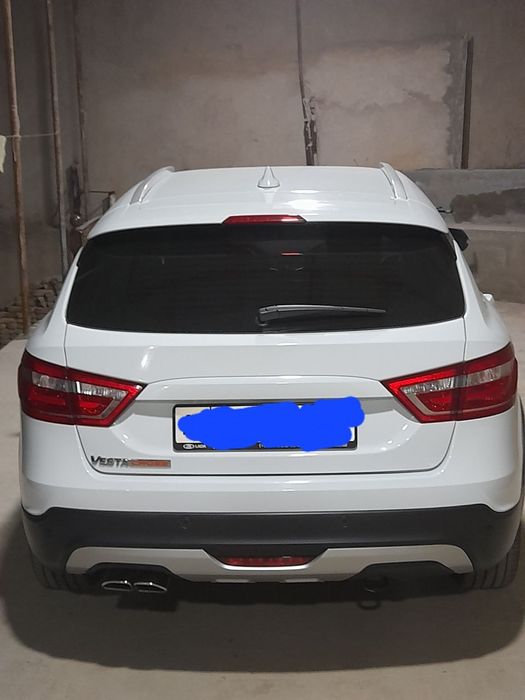 Продаётся срочно Лада веста св кросс 1.6 механика