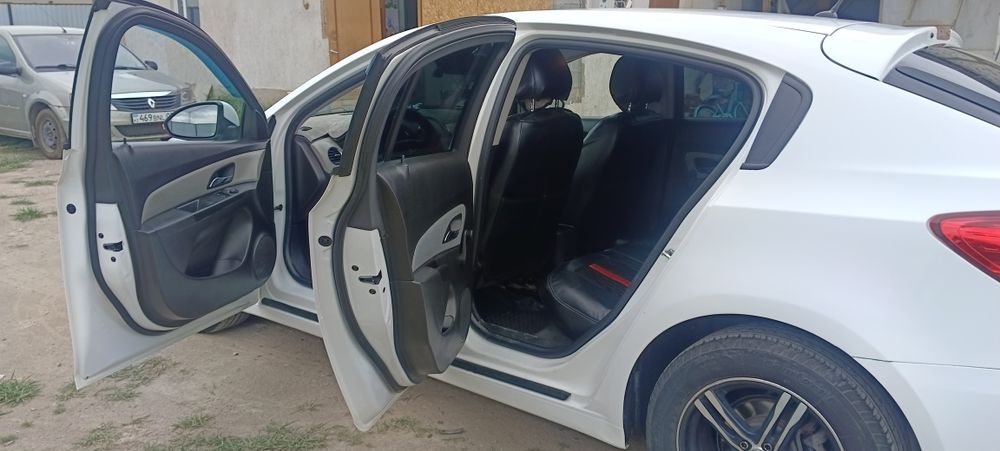Chevrolet cruz 2014