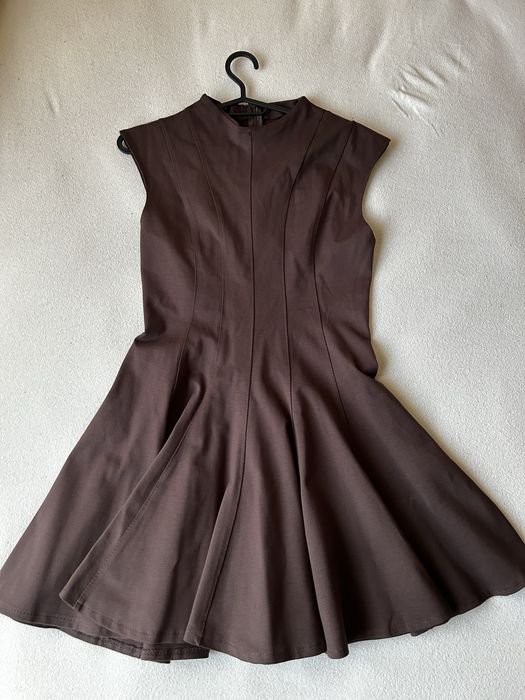 Рокля в шоколадов цвят