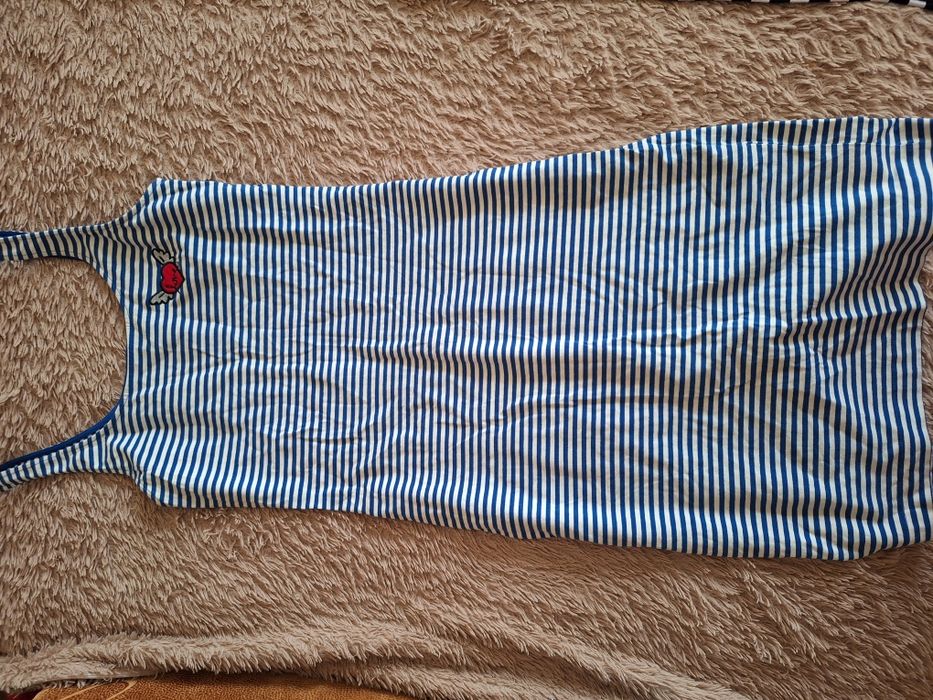 Продам сарафан новый