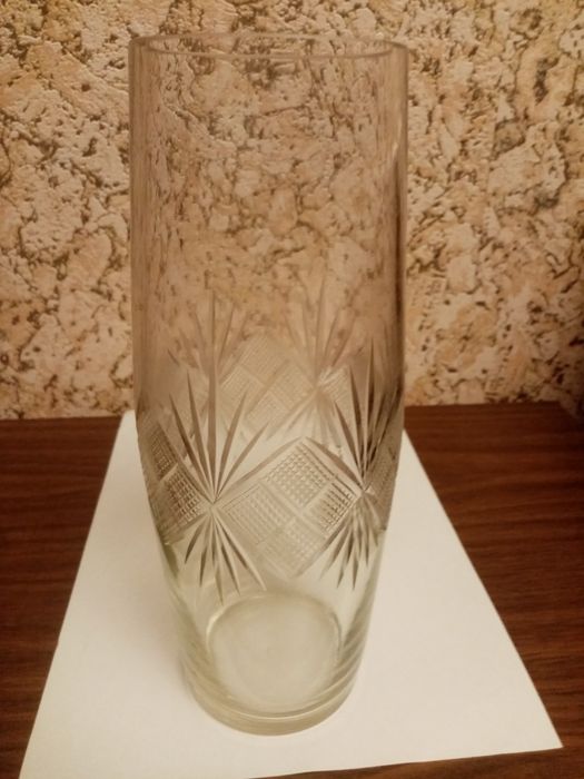 Вазы для цветов, стекло.