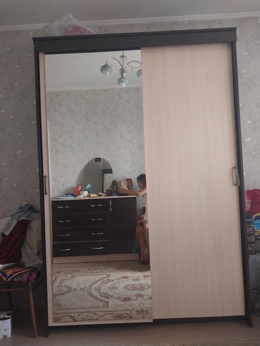 Шкаф купе в хорошем срстояний