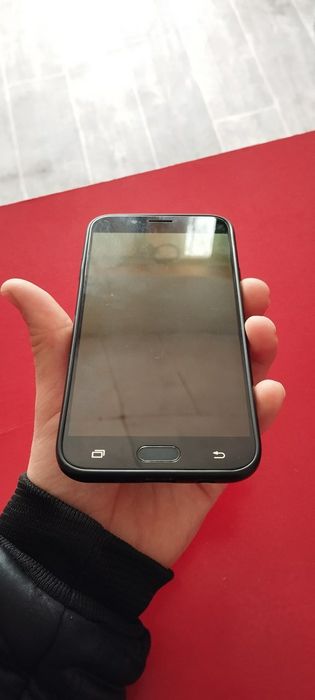 Samsung J7 2017 sotiladi