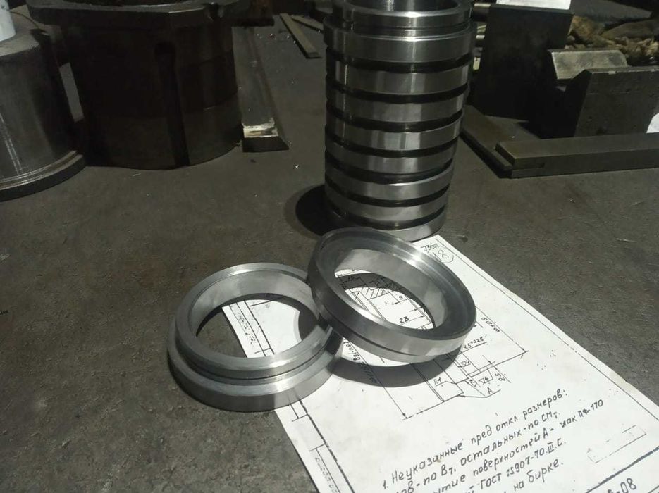 Токарь ,Токарные работы.