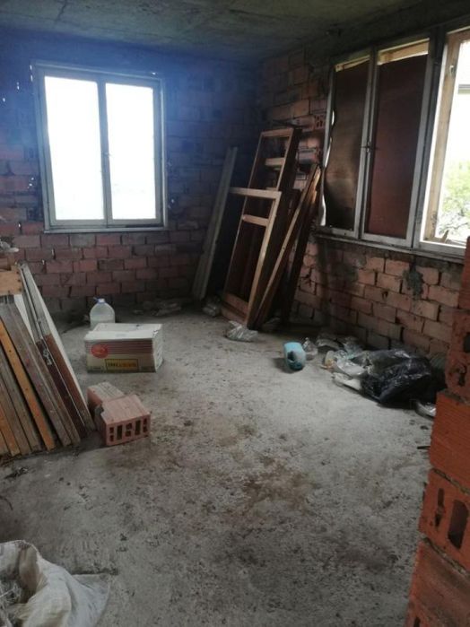 Продава се Къща в с. Ярджиловци, Област Перник - 100 кв.м за 225 €/кв.м - Снимка #16