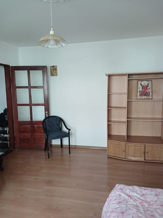 Închiriez apartament 2 camere