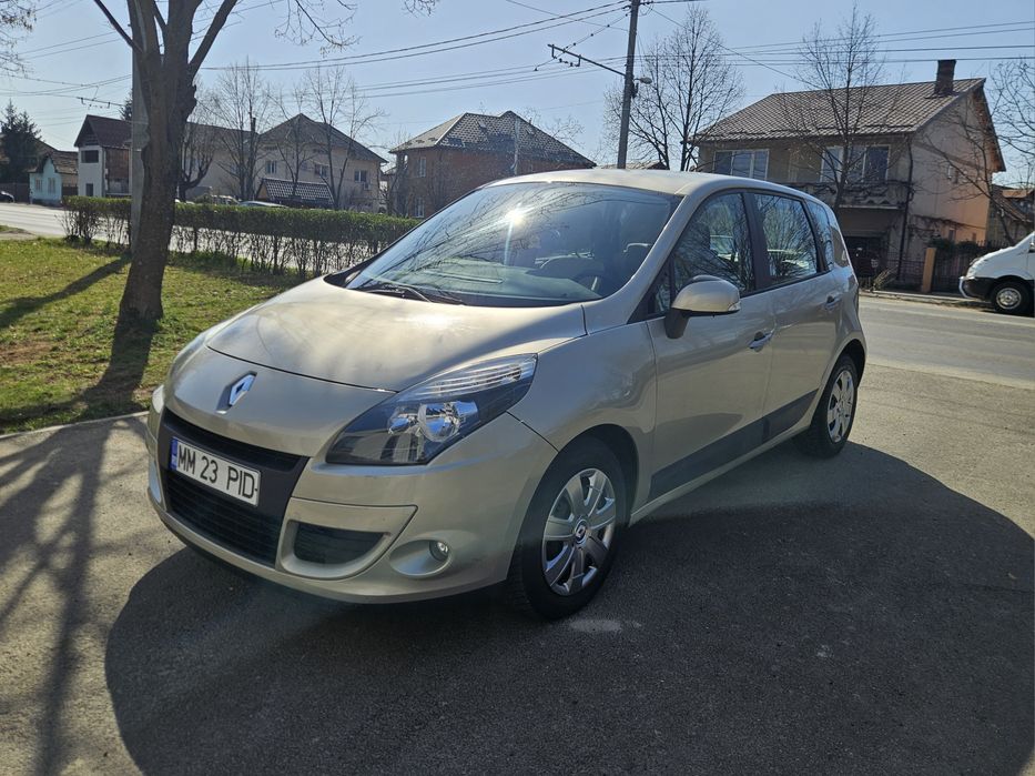 Renault Scenic 3, an 2009, 1.9 dci.