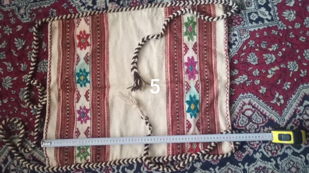 Тъкани Вълнени черги и килими,