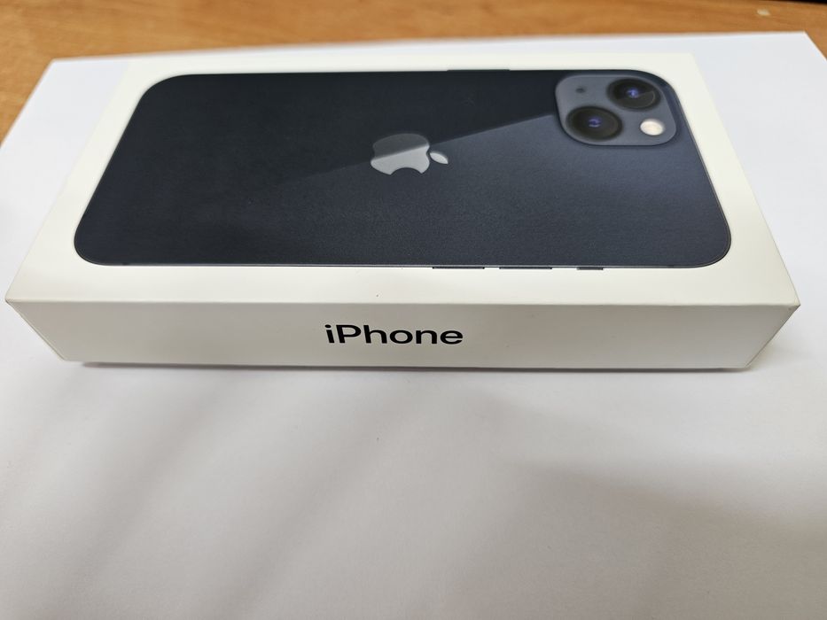 Продам Iphone 13 128g