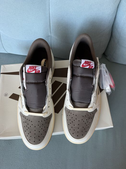 Travis Scott Jordan 1 Low Reverse Mocha