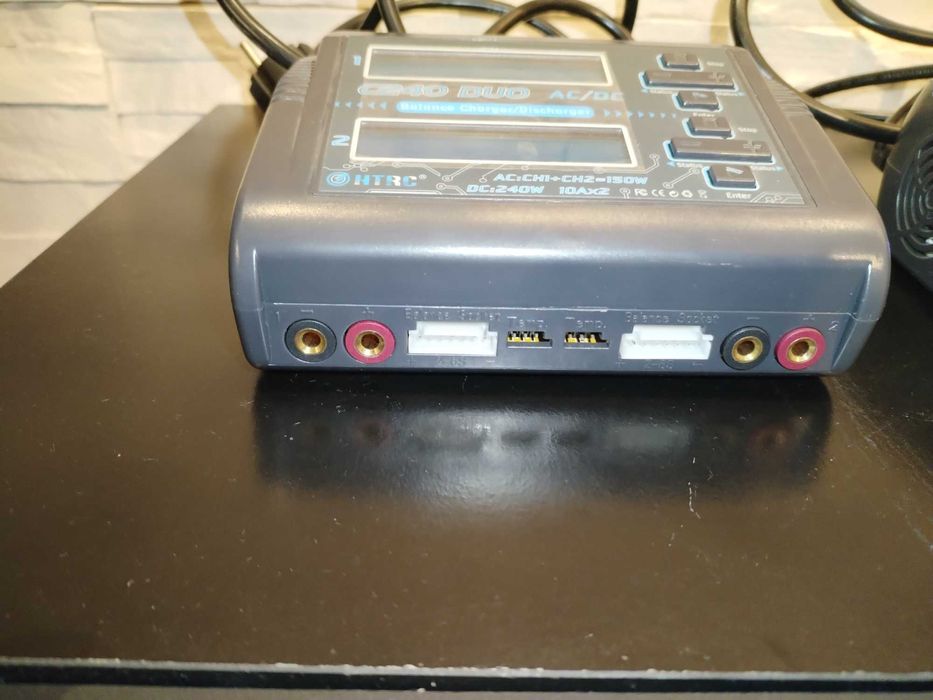 Балансиращо зарядно за rc модели C240 DUO AC/DC HTRC