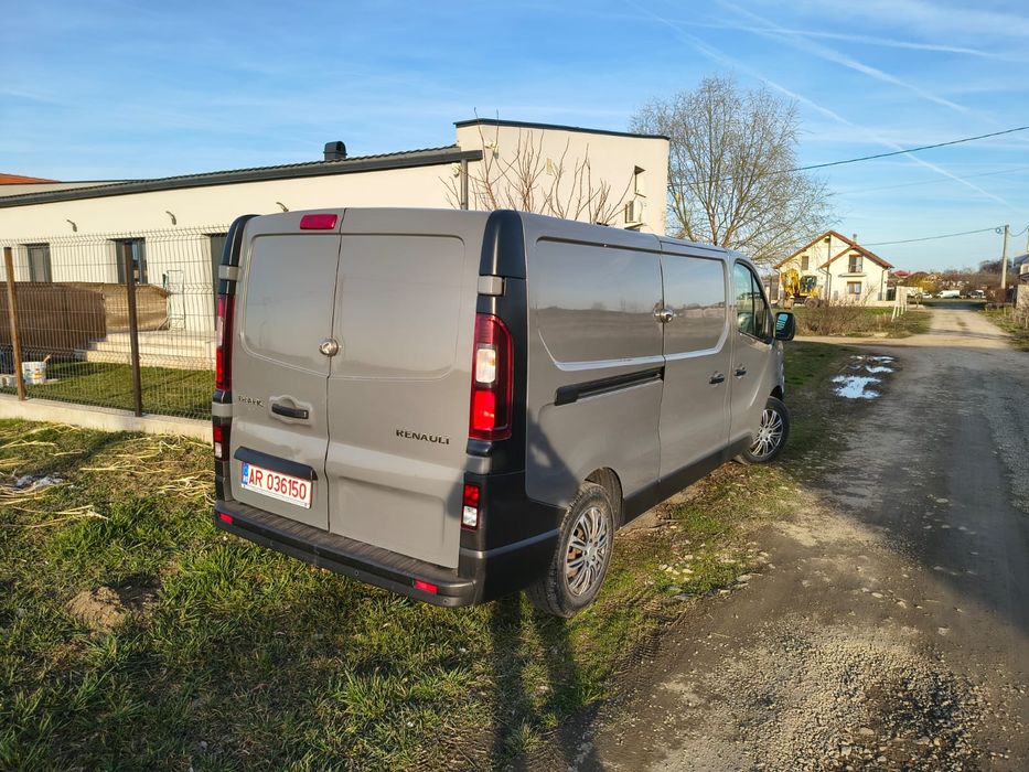 Vând sau schimb cu teren extravilan la țară 100 km de ARAD maxim